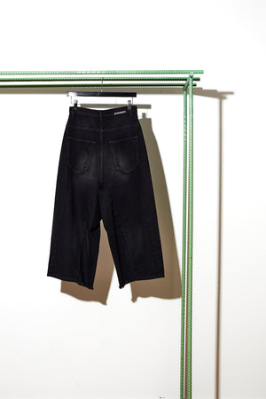 NICOLAS ANDREAS TARALIS CULOTTE JEAN
