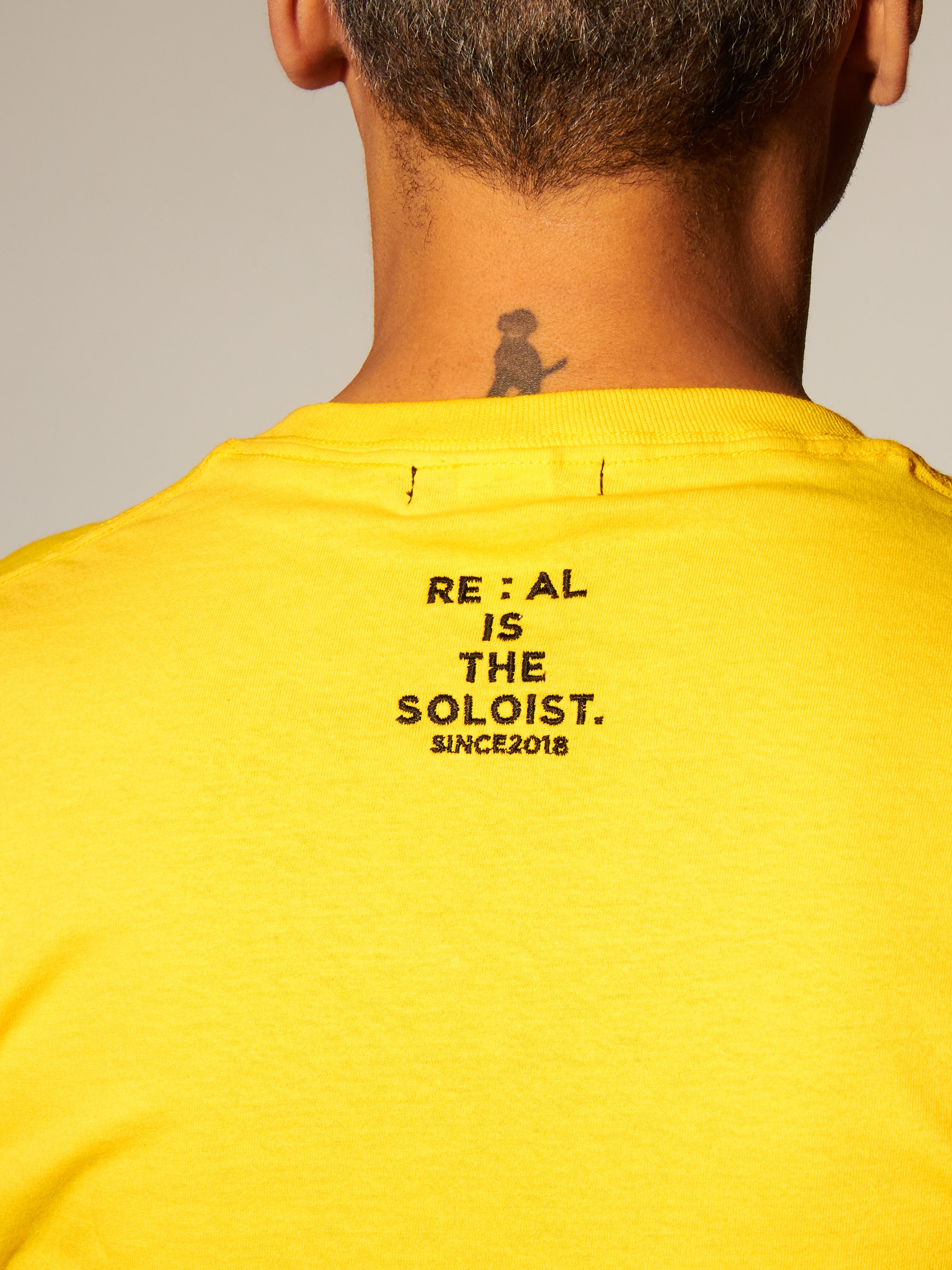 RE:AL IS THE SOLOIST "100% RE:AL" I'M A SOUVENIR Tシャツ
